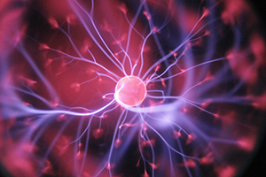 Simulation aux couleurs de rose et mauve de neurones stimulées